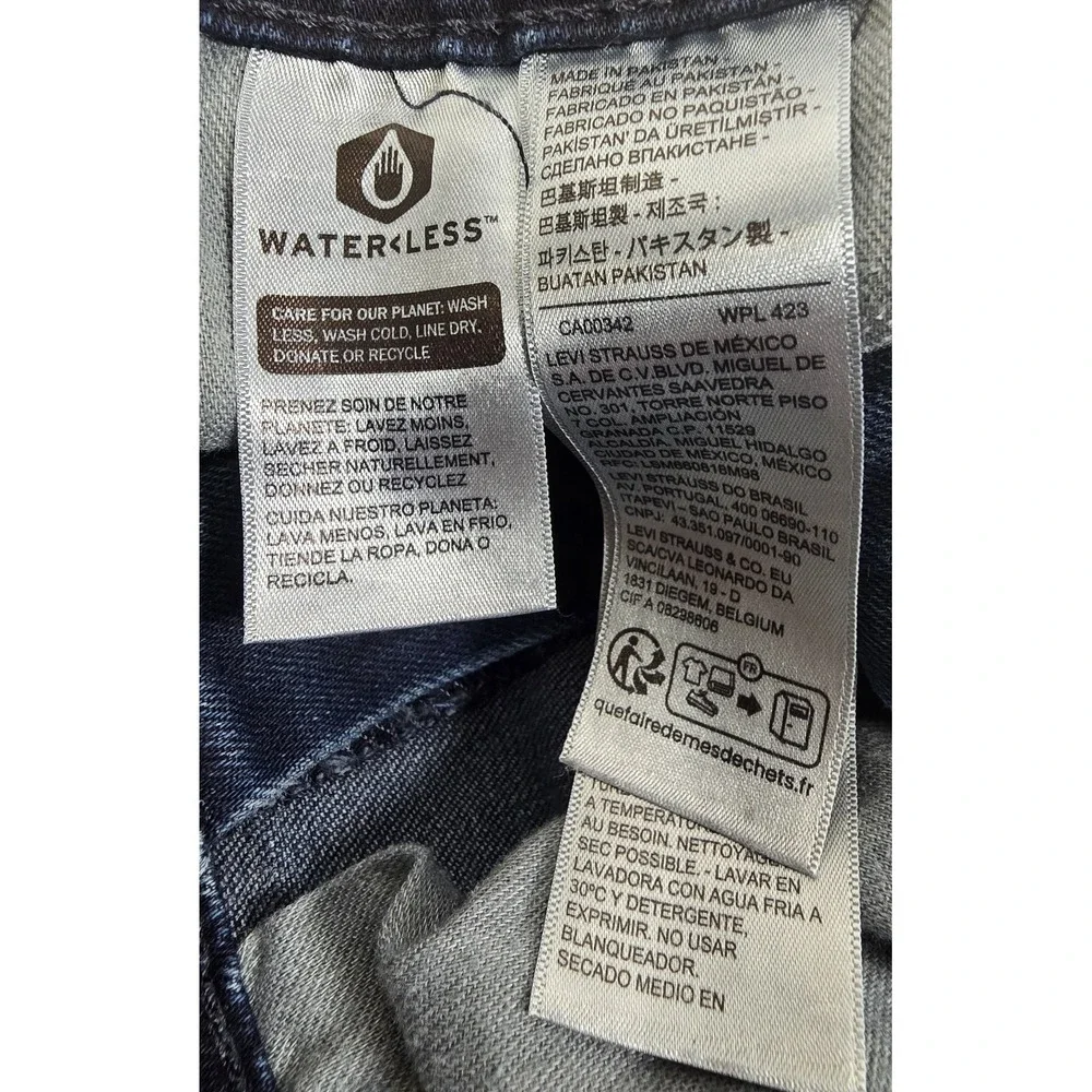 Levi's 502 Regular Taper Dark Wash All Seasons Tech Denim Jeans W33 L34